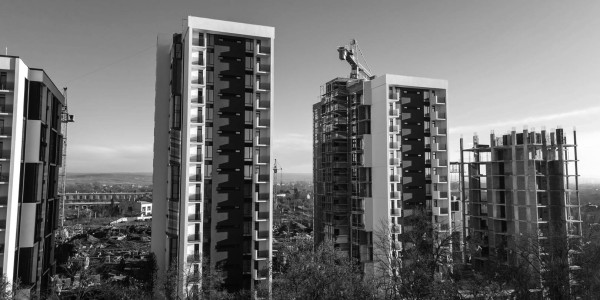 Compra-Venta de Inmuebles / Viviendas la Bisbal del Penedès · Propiedad Vertical / Propiedad Horizontal